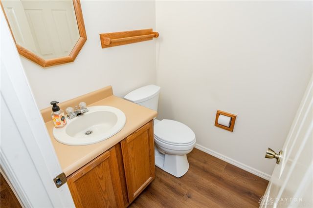 8581 Pinegate Way, Huber Heights, OH 45424