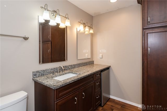 8581 Pinegate Way, Huber Heights, OH 45424