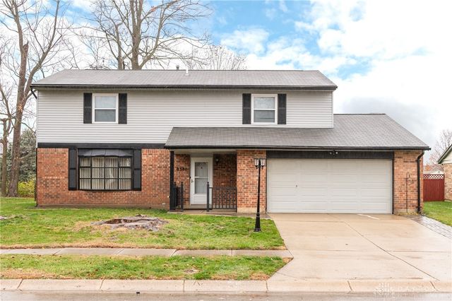 8581 Pinegate Way, Huber Heights, OH 45424