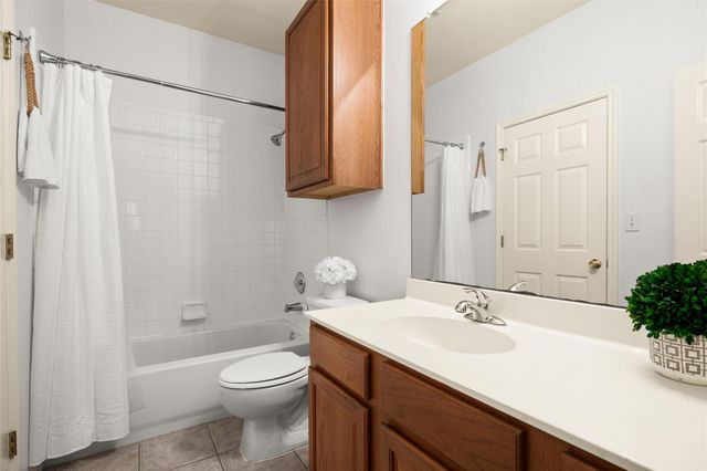 5515 Davis LN 32, Austin, TX 78749