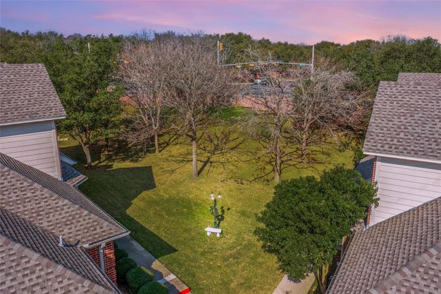 5515 Davis LN 32, Austin, TX 78749