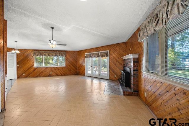 639 CR 3131, Jacksonville, TX 75766