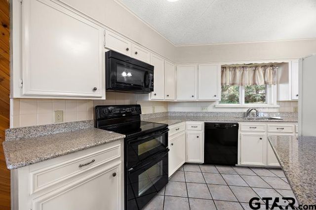 639 CR 3131, Jacksonville, TX 75766