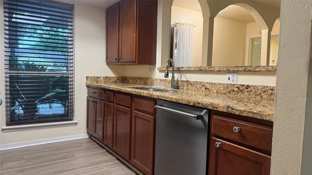 7107 Sawmill Trl, Houston, TX 77040