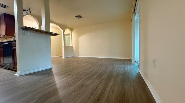 7107 Sawmill Trl, Houston, TX 77040