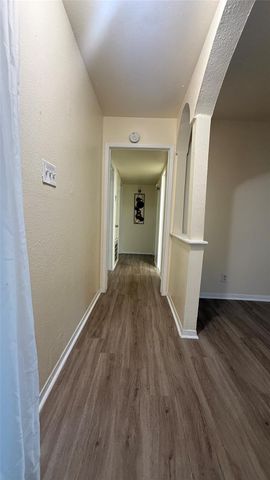 7107 Sawmill Trl, Houston, TX 77040