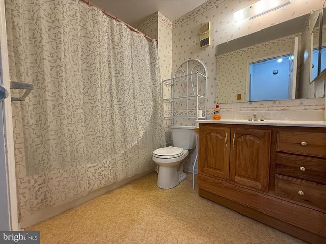 405 HICKORY CT, Lansdale, PA 19446