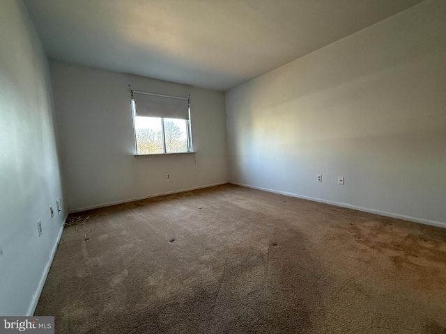 405 HICKORY CT, Lansdale, PA 19446