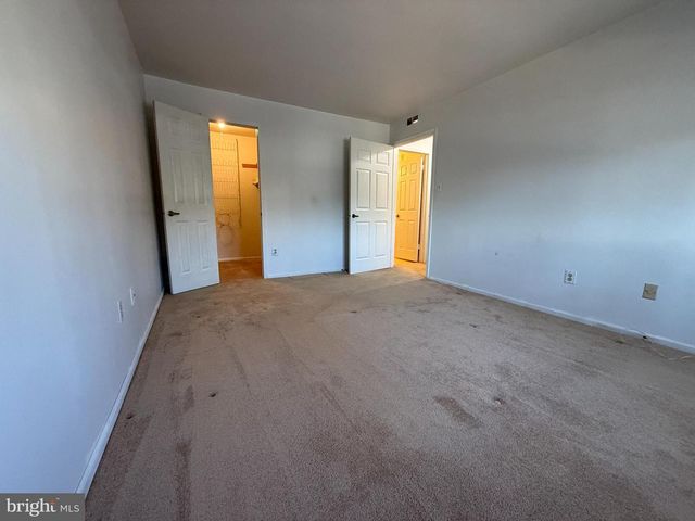 405 HICKORY CT, Lansdale, PA 19446