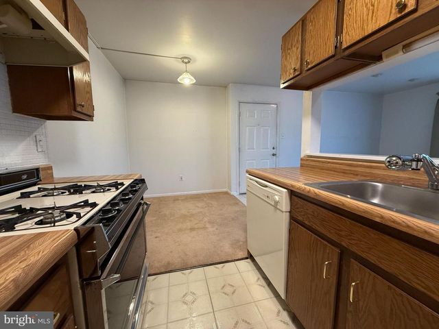 405 HICKORY CT, Lansdale, PA 19446