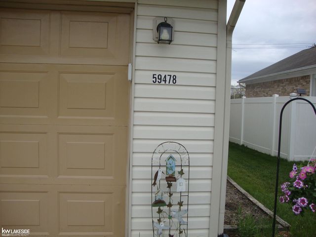 59478 Manning Drive, New Haven, MI 48048