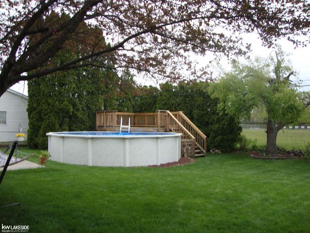 59478 Manning Drive, New Haven, MI 48048