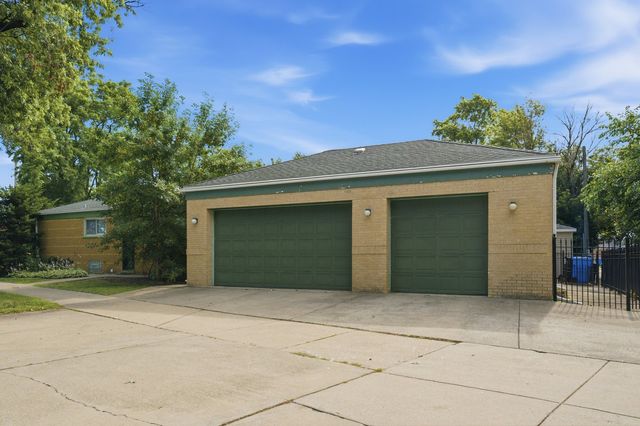 1067 W 97th Street, Chicago, IL 60643