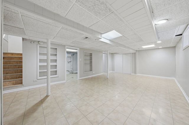 1067 W 97th Street, Chicago, IL 60643