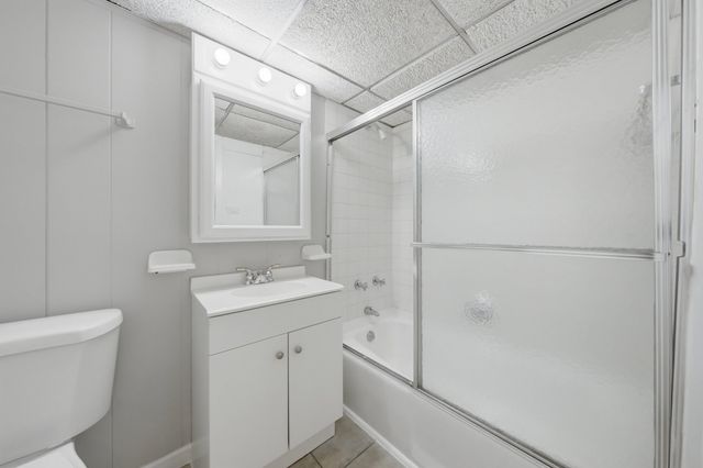 1067 W 97th Street, Chicago, IL 60643