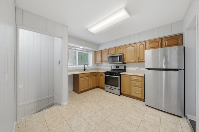 1067 W 97th Street, Chicago, IL 60643