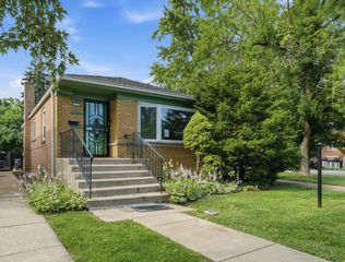 1067 W 97th Street, Chicago, IL 60643