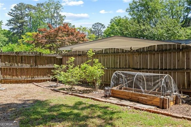 1380 Ashwood Court SE, Smyrna, GA 30080
