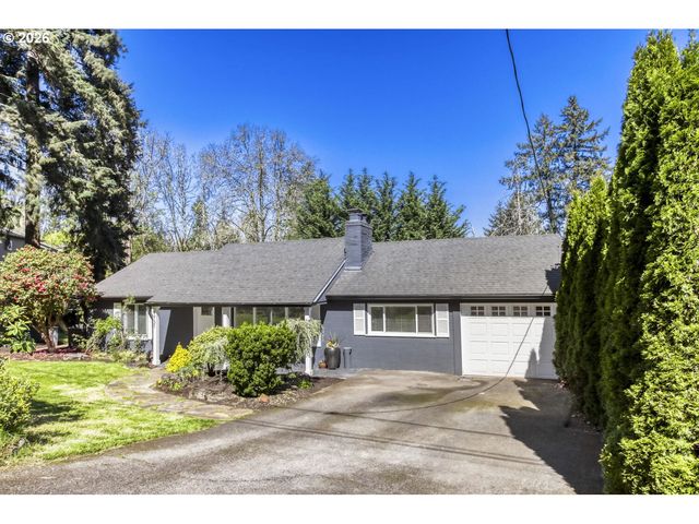 1731 CONIFER Dr, Lake Oswego, OR 97034