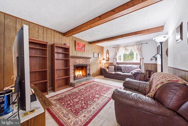 2 MARTIN DR, Newark, DE 19713