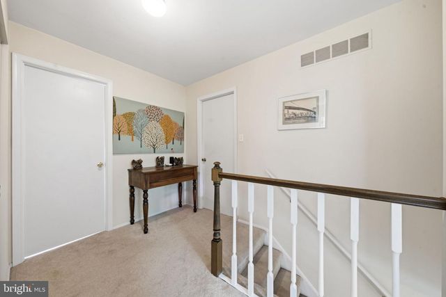 2 MARTIN DR, Newark, DE 19713