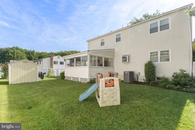 2 MARTIN DR, Newark, DE 19713