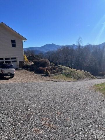 770 Discovery Place, Sylva, NC 28779