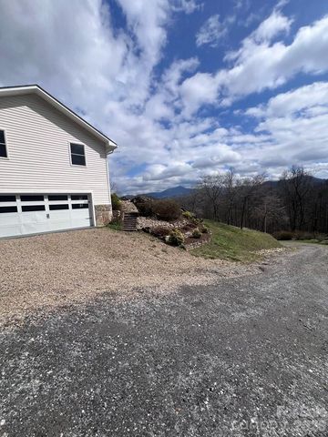 770 Discovery Place, Sylva, NC 28779