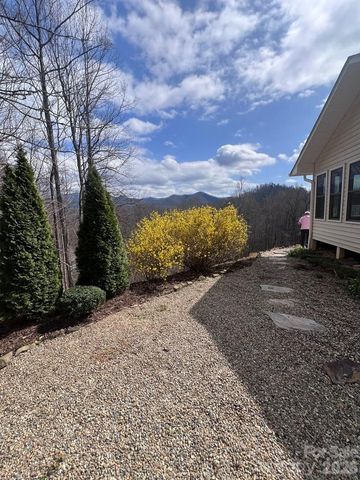 770 Discovery Place, Sylva, NC 28779