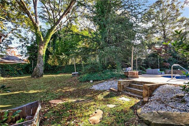 32 Mcdonough Street, Hampton, GA 30228