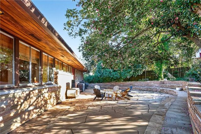 32 Mcdonough Street, Hampton, GA 30228