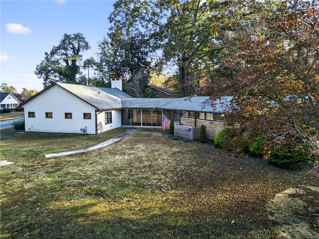 32 Mcdonough Street, Hampton, GA 30228