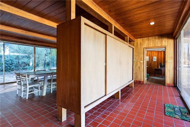 32 Mcdonough Street, Hampton, GA 30228