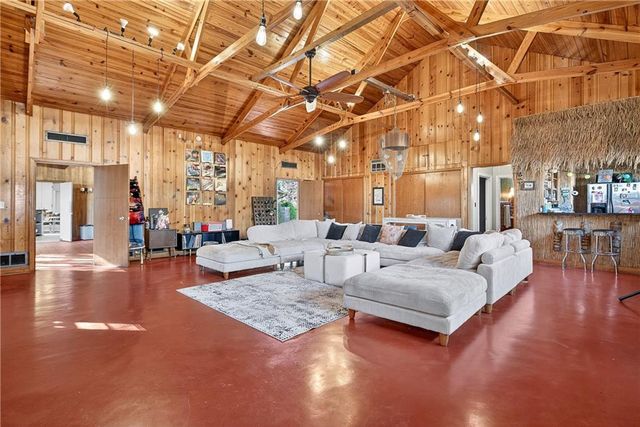 32 Mcdonough Street, Hampton, GA 30228