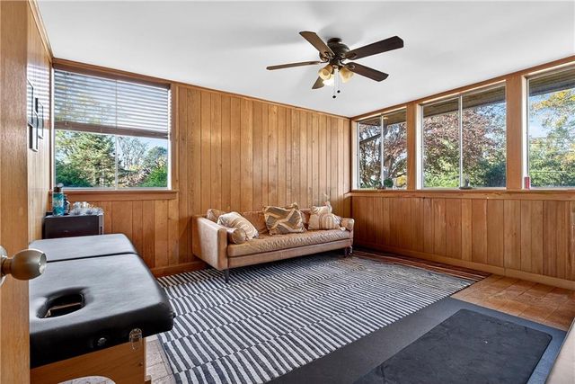 32 Mcdonough Street, Hampton, GA 30228