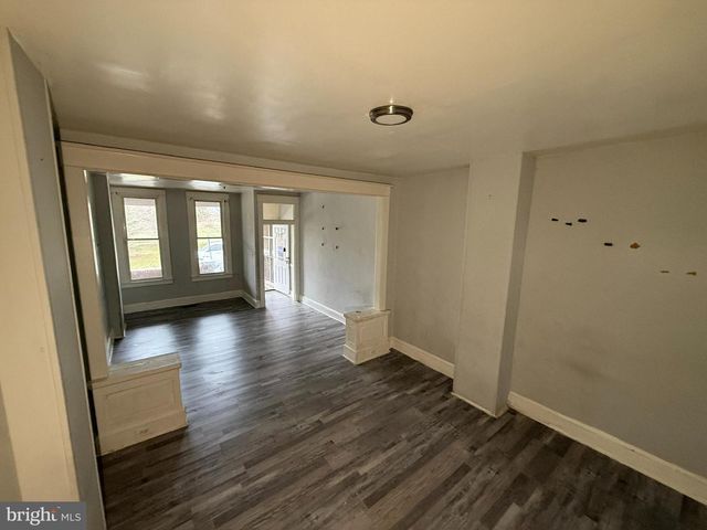 2932 CLIFTON PARK TER, Baltimore, MD 21213