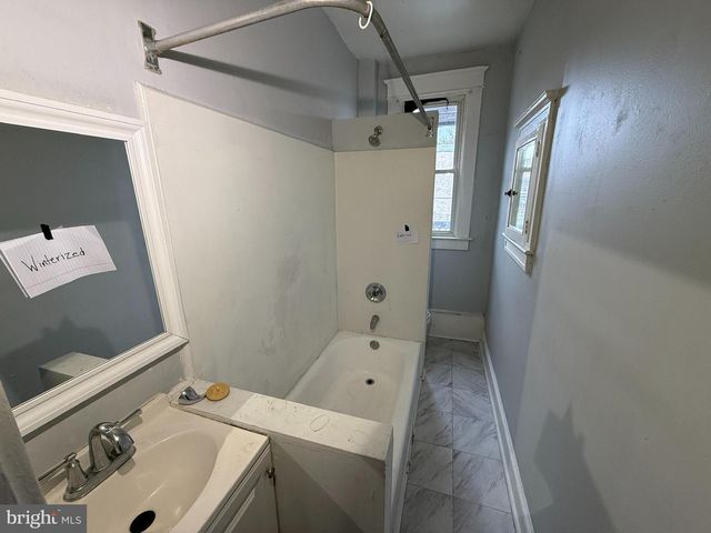 2932 CLIFTON PARK TER, Baltimore, MD 21213