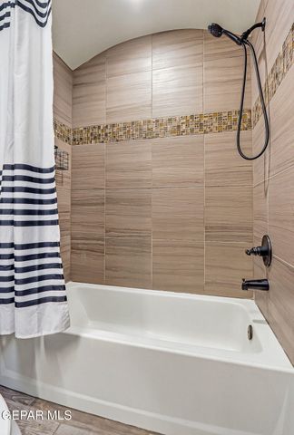 14270 RICHARD WILES, El Paso, TX 79938