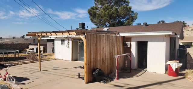 248 VIKING Drive, El Paso, TX 79912