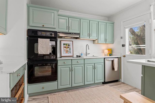 627 WAYLAND RD, Plymouth Meeting, PA 19462