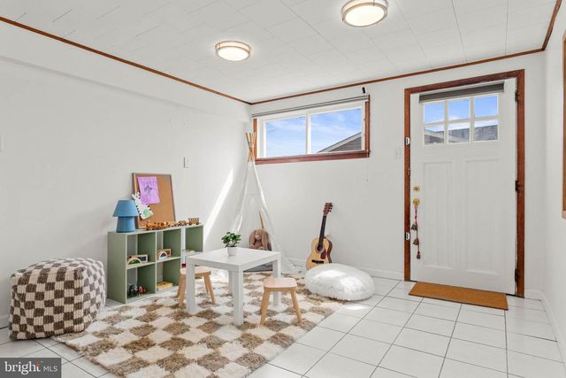 627 WAYLAND RD, Plymouth Meeting, PA 19462