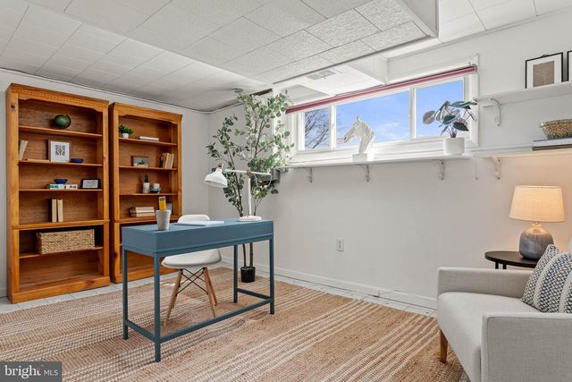 627 WAYLAND RD, Plymouth Meeting, PA 19462