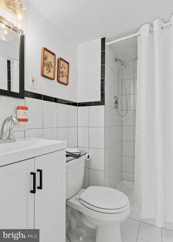 627 WAYLAND RD, Plymouth Meeting, PA 19462