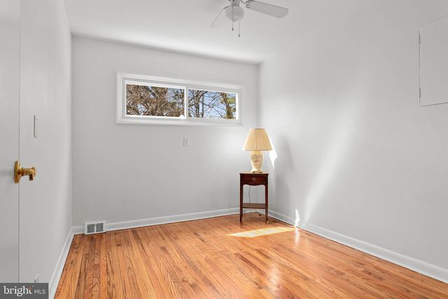 627 WAYLAND RD, Plymouth Meeting, PA 19462