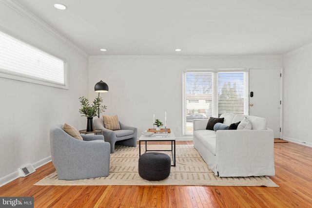 627 WAYLAND RD, Plymouth Meeting, PA 19462