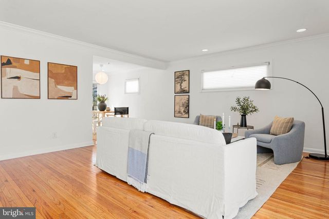 627 WAYLAND RD, Plymouth Meeting, PA 19462