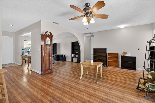 750 CALIENTE DRIVE, Brandon, FL 33511