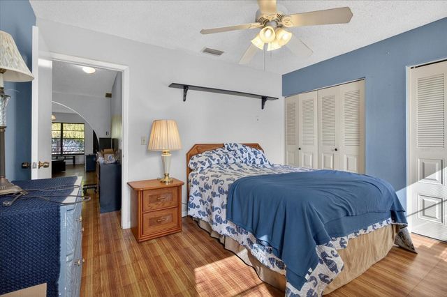 750 CALIENTE DRIVE, Brandon, FL 33511