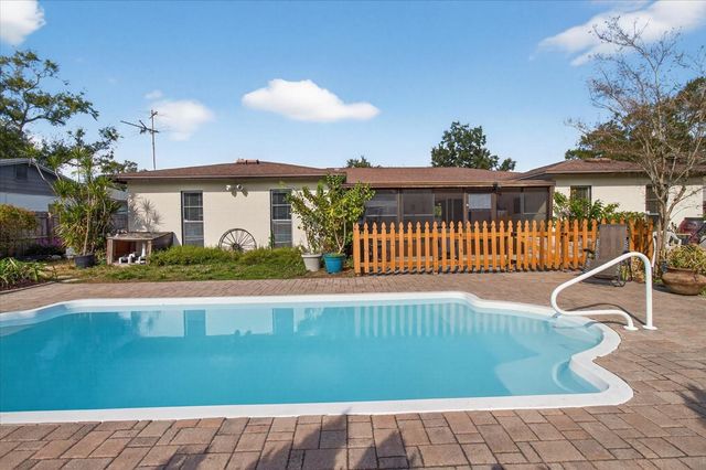 750 CALIENTE DRIVE, Brandon, FL 33511