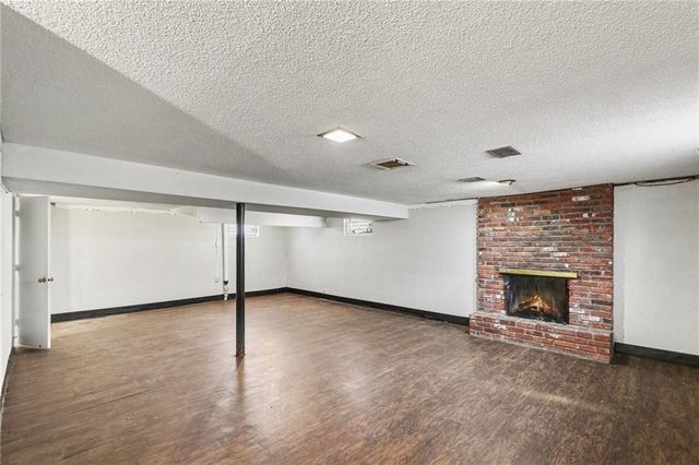 8806 Ford Avenue, Kansas City, MO 64138